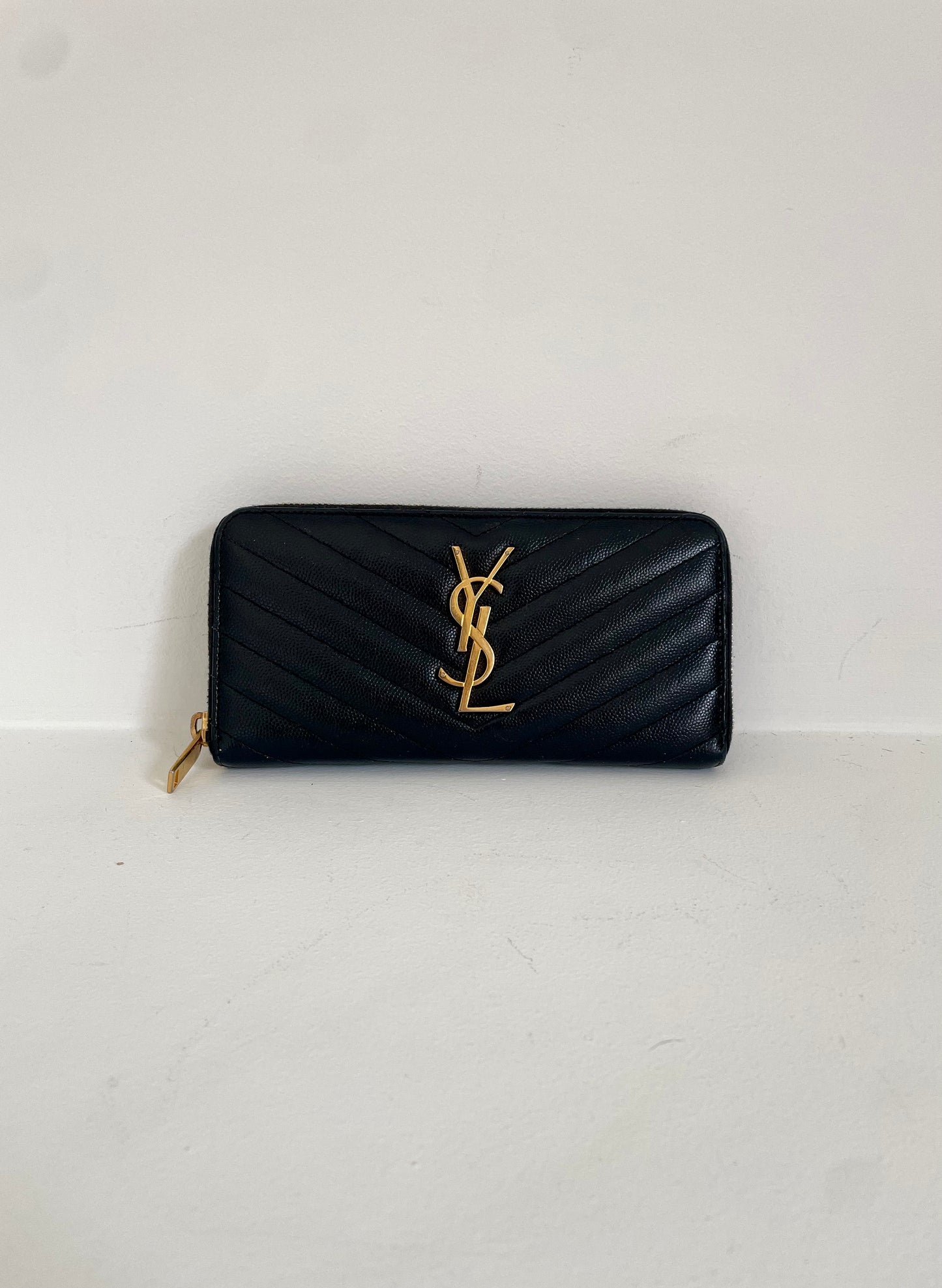 Yves Saint Laurent Cassandre Zippy Wallet