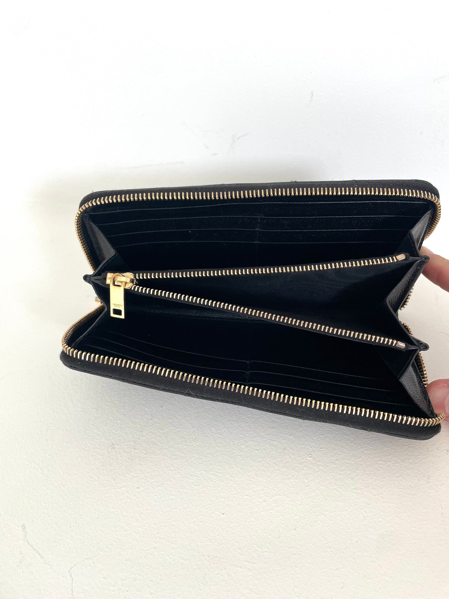 Yves Saint Laurent Cassandre Zippy Wallet