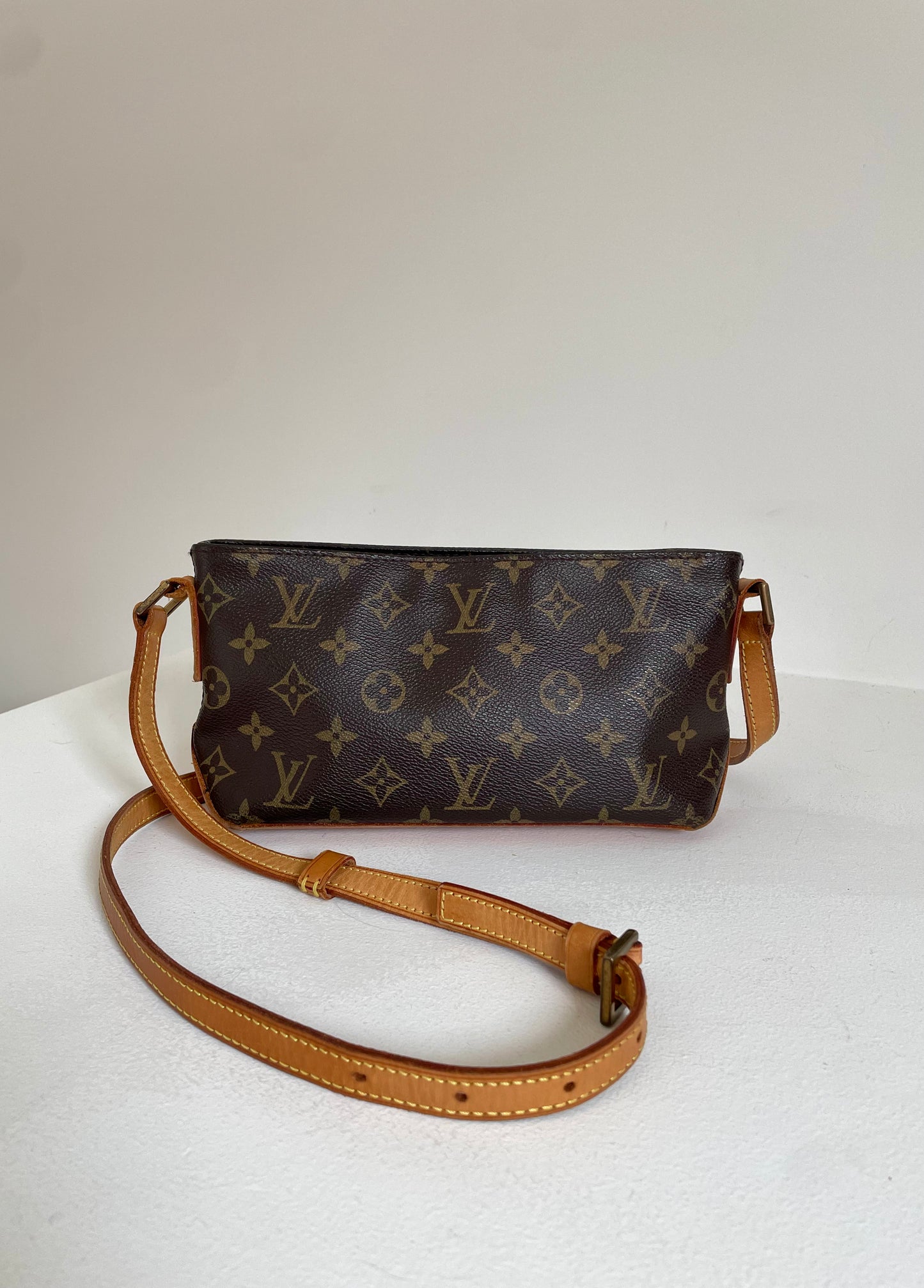 Louis Vuitton Trotteur Vintage