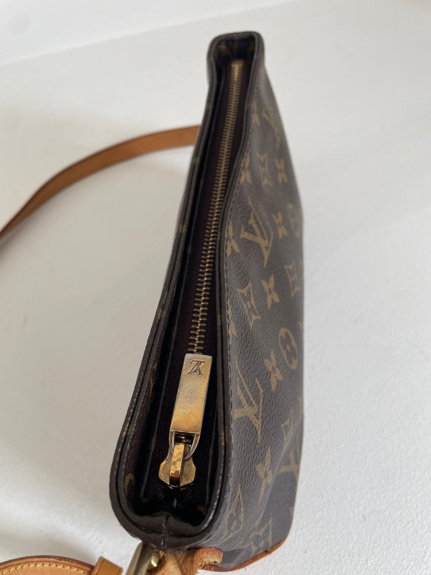 Louis Vuitton Trotteur Vintage