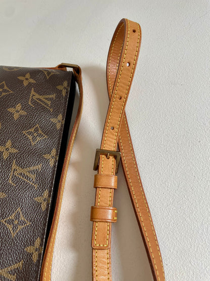 Louis Vuitton Trotteur Vintage